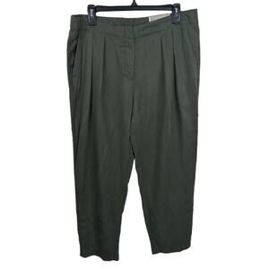 NEW Chico’s Size 1.5/US 10 Ultimate Fit Soft Tencel Skimmer Pants in Evergreen